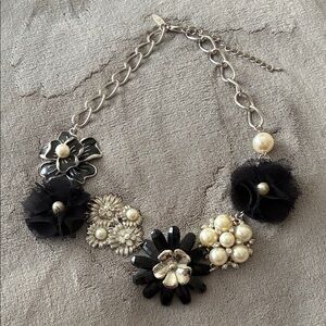 Elegant Black and Silver Floral Necklace